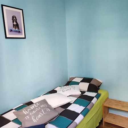 Single Room No.4 In The Very Center Of Varşovia Exterior foto