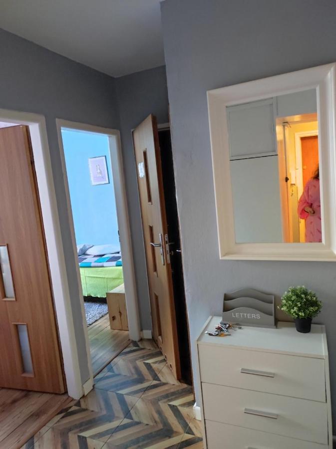 Single Room No.4 In The Very Center Of Varşovia Exterior foto
