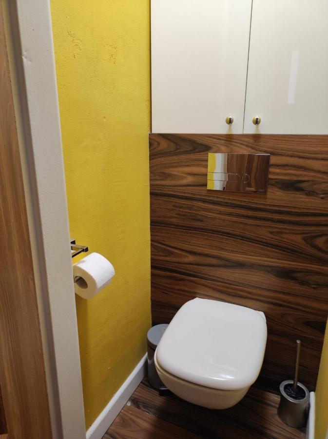 Single Room No.4 In The Very Center Of Varşovia Exterior foto