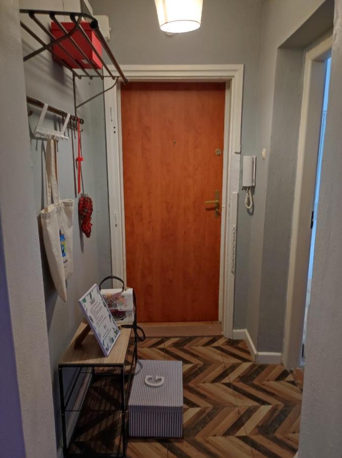Single Room No.4 In The Very Center Of Varşovia Exterior foto