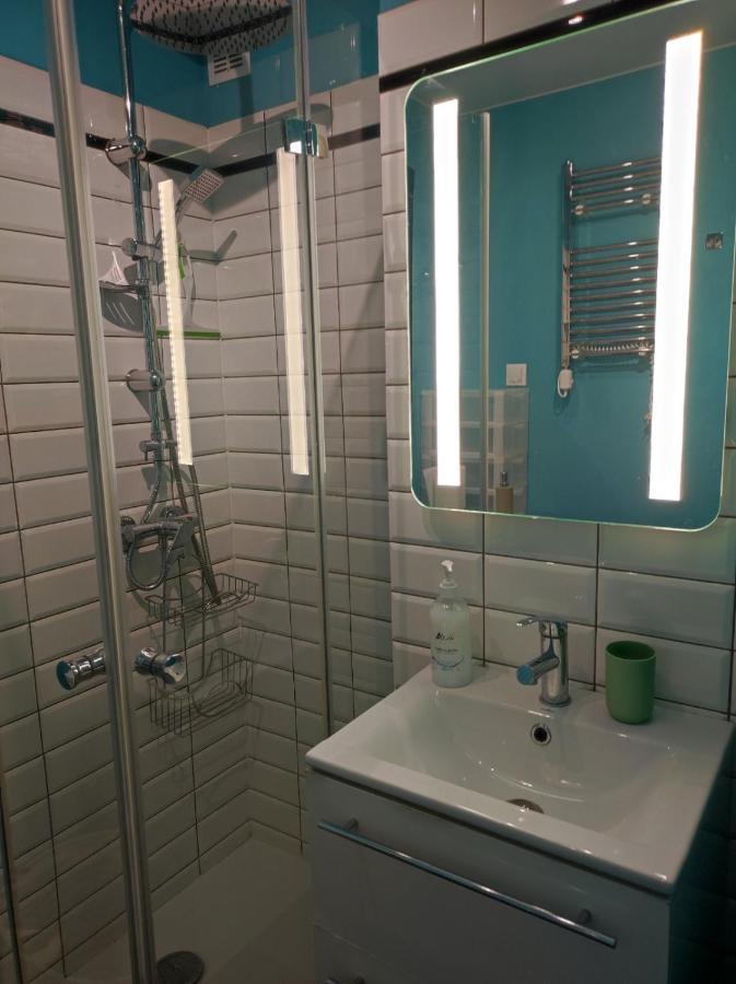 Single Room No.4 In The Very Center Of Varşovia Exterior foto